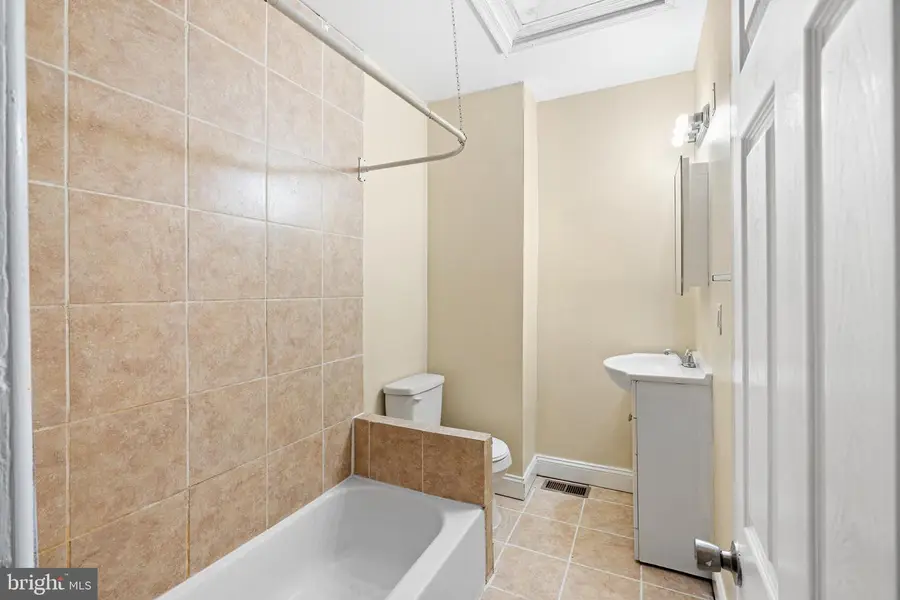 5538 Addison St, Philadelphia, PA 19143 - Image #3