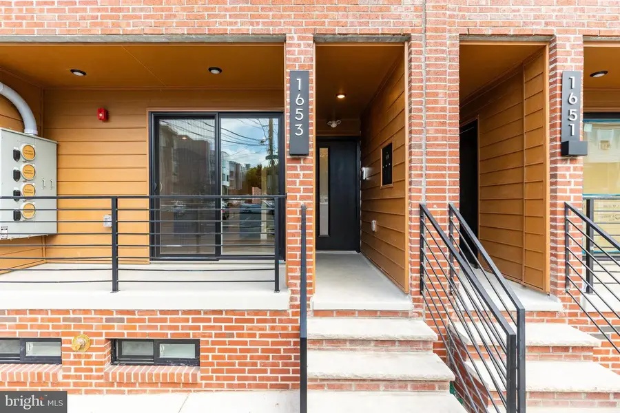 1651 6th St N, Philadelphia, PA 19122 - Image #3