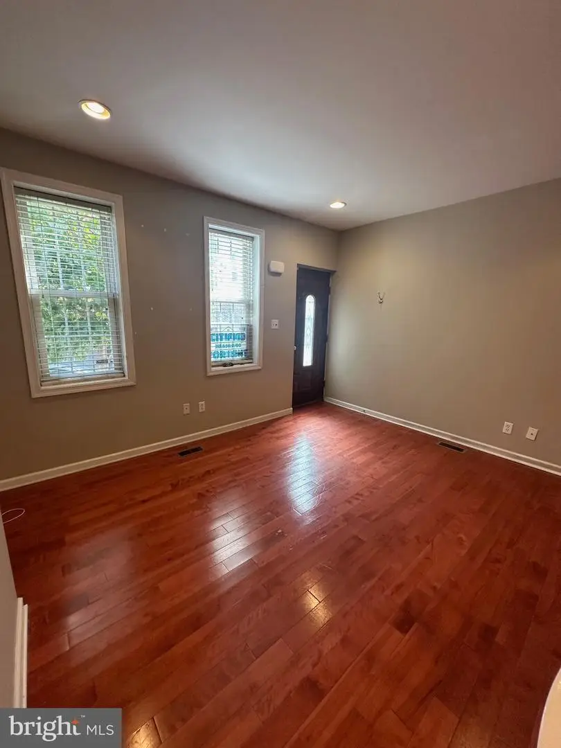 2741 W Harper St, Philadelphia, PA 19130 - Image #2