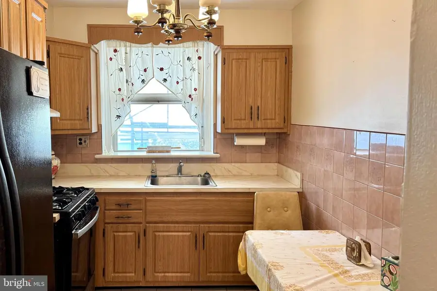 2317 Emerson St, Philadelphia, PA 19152 - Image #3