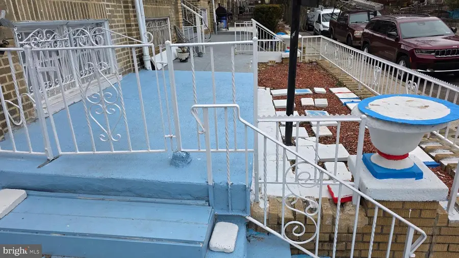 5483 Morse St, Philadelphia, PA 19131 - Image #2