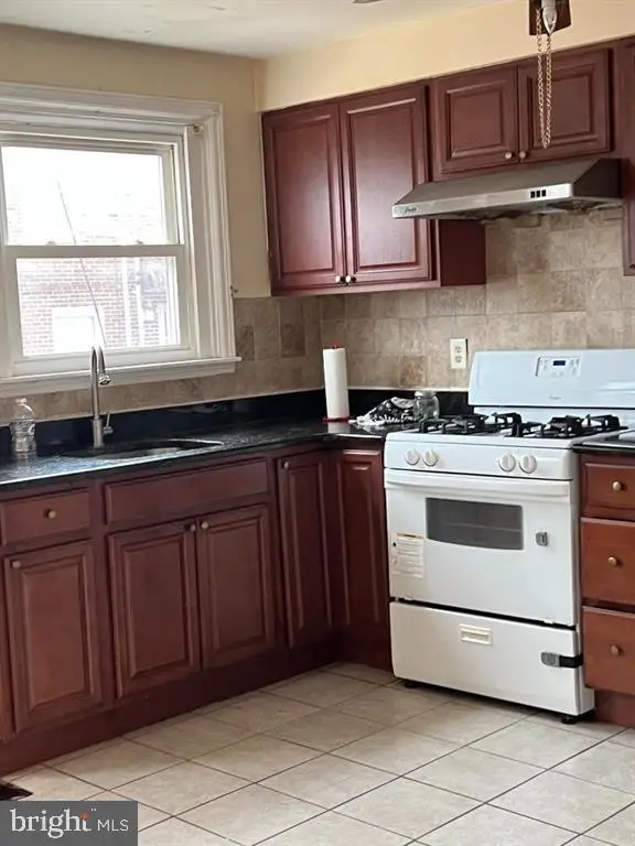 2911 Passmore St, PHILADELPHIA, PA 19149