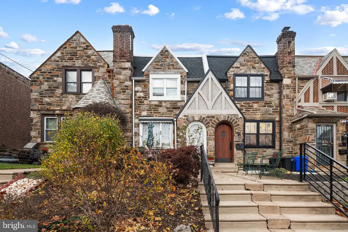 5735 W Jefferson St, Philadelphia, PA 19131 - #1