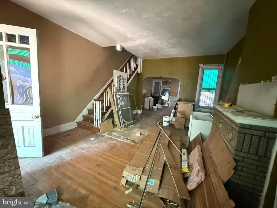 2135 N Van Pelt St, Philadelphia, PA 19121 - Image #2