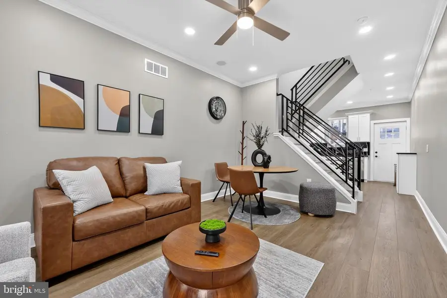 2542 Arcadia St, Philadelphia, PA 19125 - Image #2