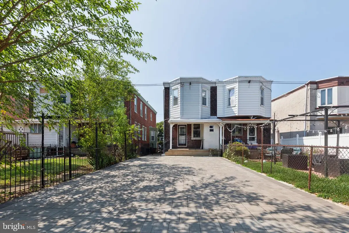 1821 W Porter St, Philadelphia, PA 19145 - Image #1