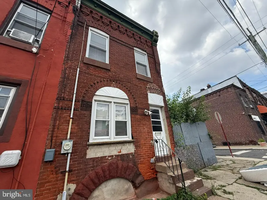 2102 E Clearfield St, Philadelphia, PA 19134 - Image #2