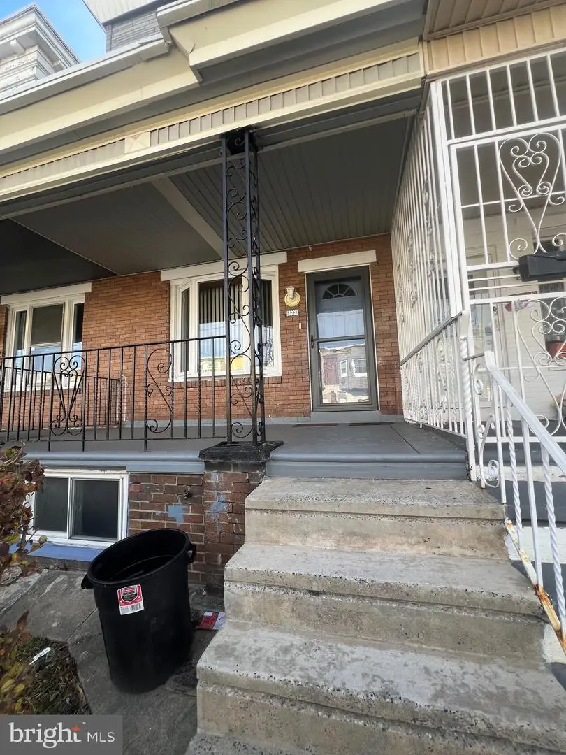 422 W Annsbury St, Philadelphia, PA 19140 - Image #1