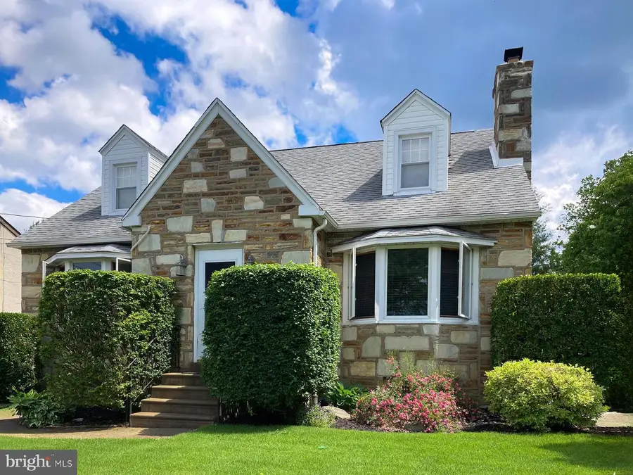 4607 Aubrey Ave, Philadelphia, PA 19114 - Image #3