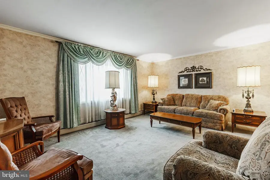 9229 Cottage St, Philadelphia, PA 19114 - Image #3