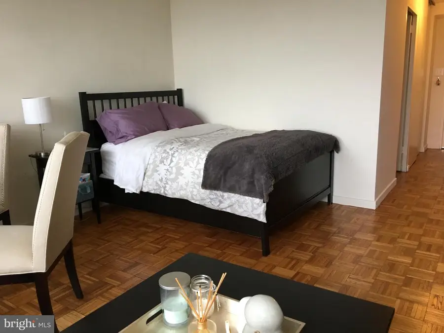 604-36 S Washington Sq #713, Philadelphia, PA 19106 - Image #2