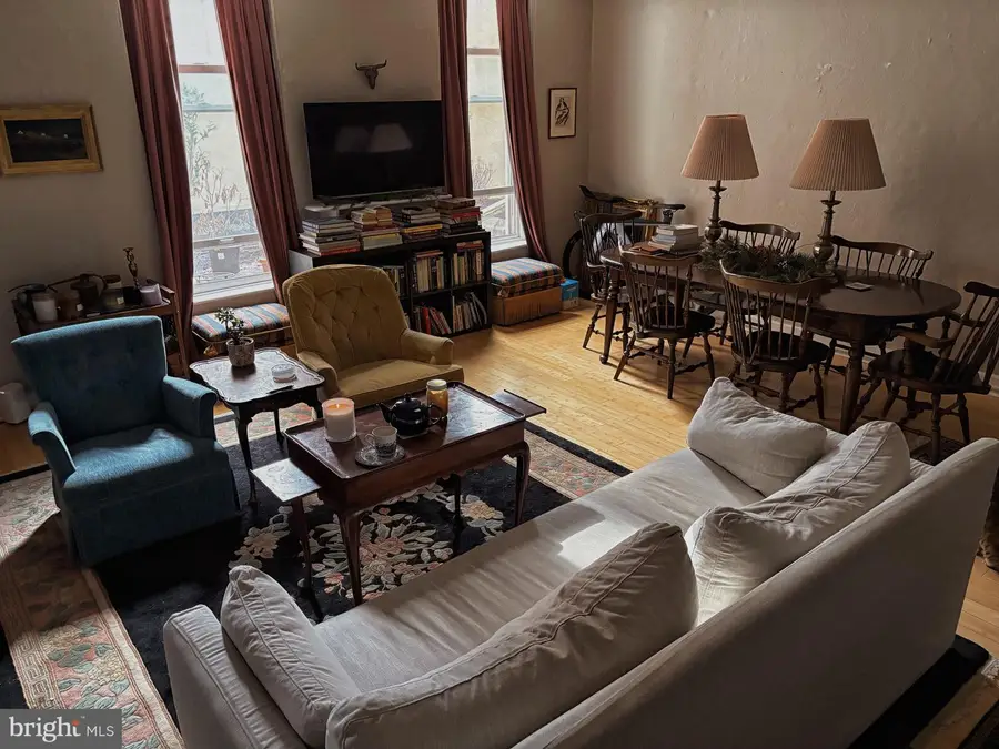 217 Church St #2r, Philadelphia, PA 19106 - Image #2