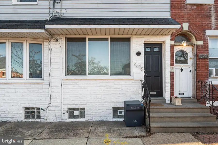 2425 Sepviva St, Philadelphia, PA 19125 - Image #2