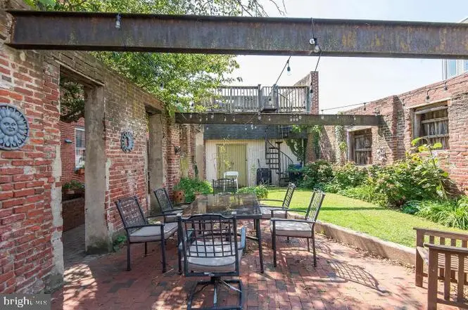 212 Carpenter St #c, Philadelphia, PA 19147 - Image #1