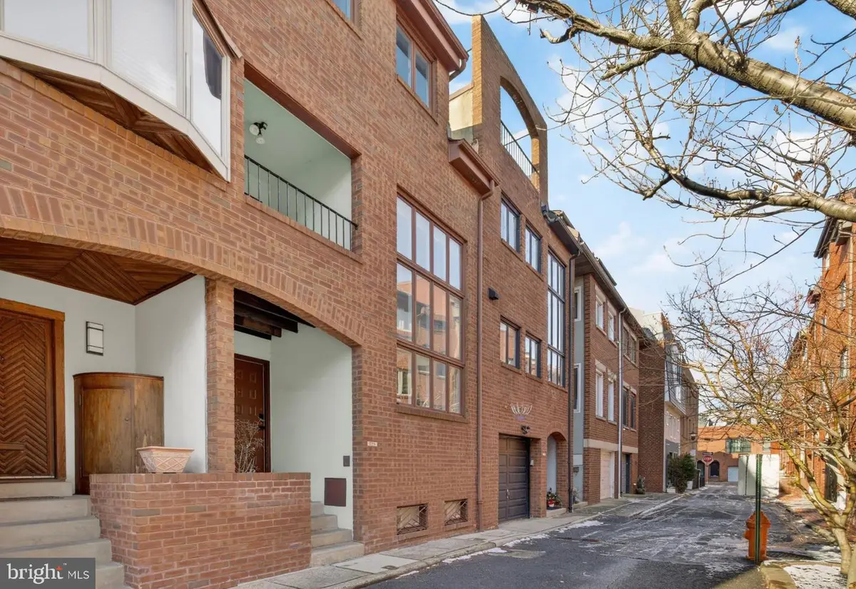 718 S Philip St, Philadelphia, PA 19147 - Image #1