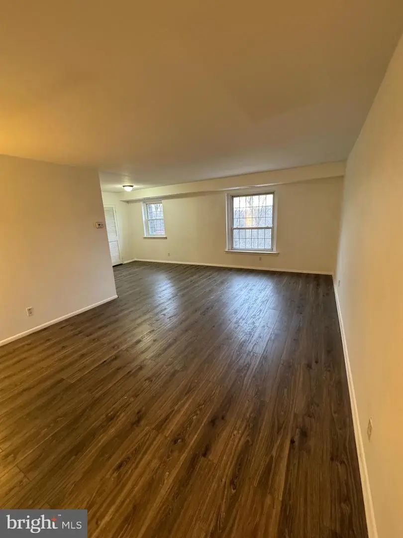 4000 Gypsy Ln #332, Philadelphia, PA 19129 - #3