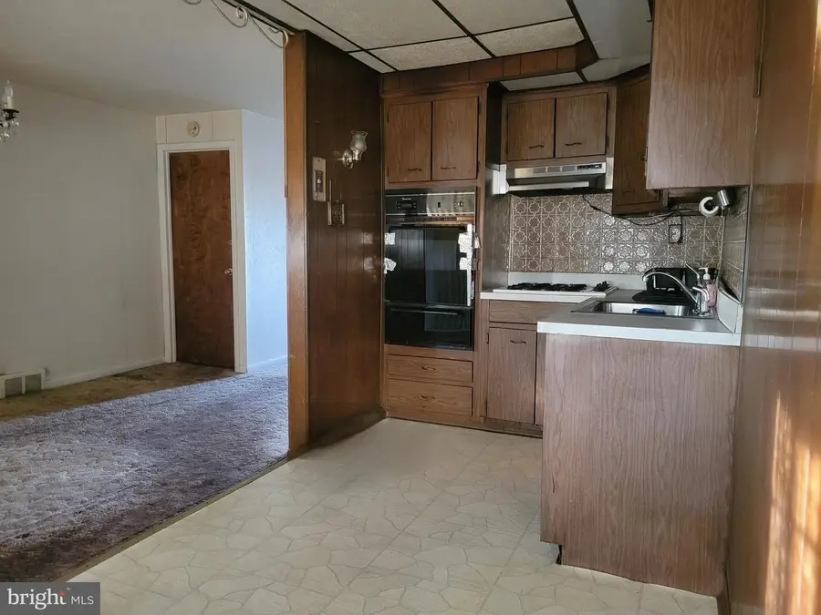 1636 Forrestal St, Philadelphia, PA 19145 - Image #3