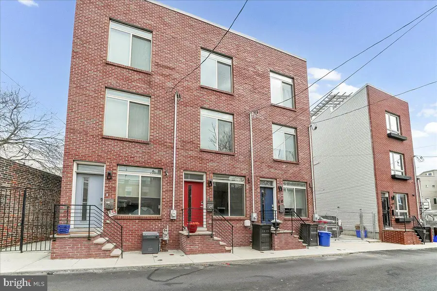 2615 E Letterly St, Philadelphia, PA 19125 - #2