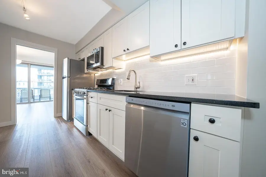 2401-00 Pennsylvania Ave #4a10, Philadelphia, PA 19130 - Image #3