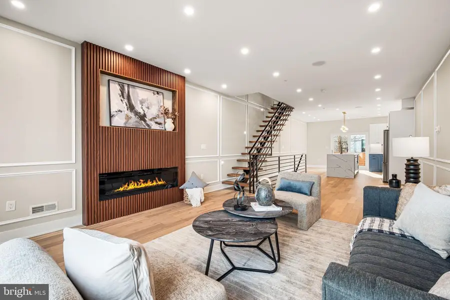 2032 Reed St, Philadelphia, PA 19146 - Image #3