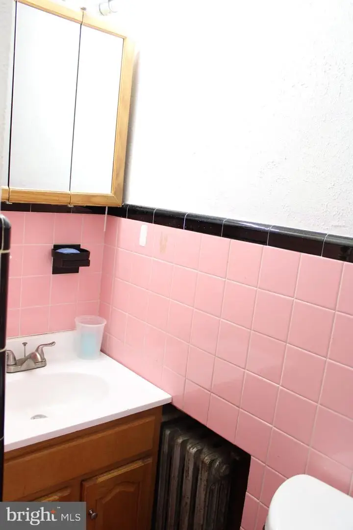 6138 Grays Ave, Philadelphia, PA 19142 - Image #2