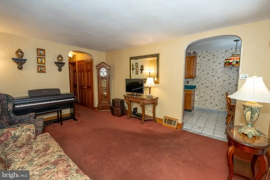 4117 Knorr St, Philadelphia, PA 19135 - Image #3