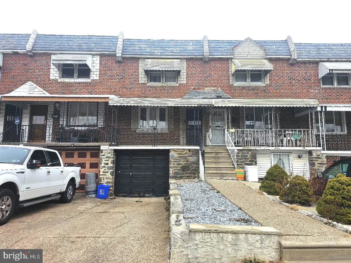 2833 S 65th St, Philadelphia, PA 19142 - Image #1