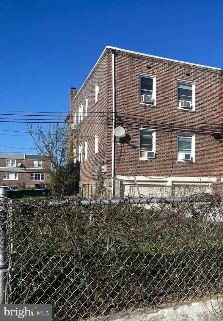 1208 Englewood St, Philadelphia, PA 19111 - Image #2