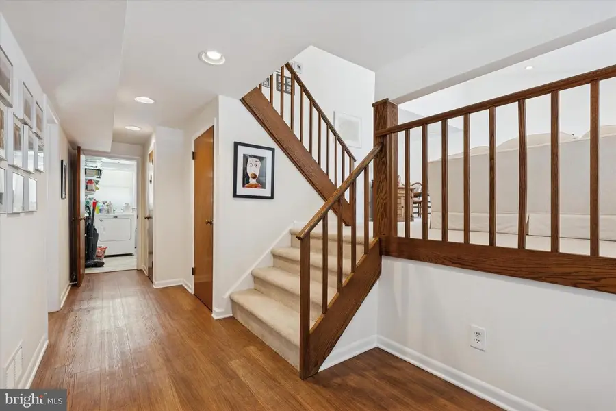 9204 Burbank Rd, Philadelphia, PA 19115 - Image #2