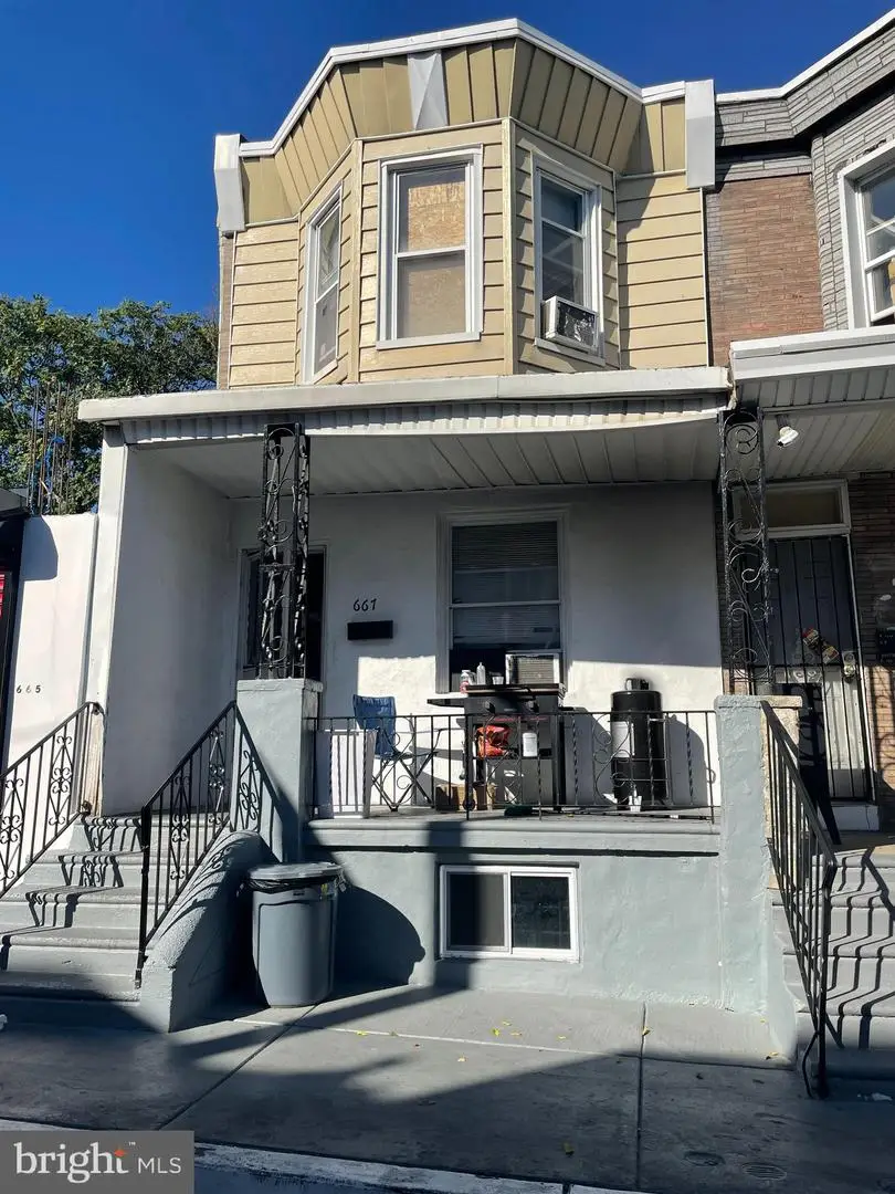 667 E Thayer St, Philadelphia, PA 19134 - Image #1