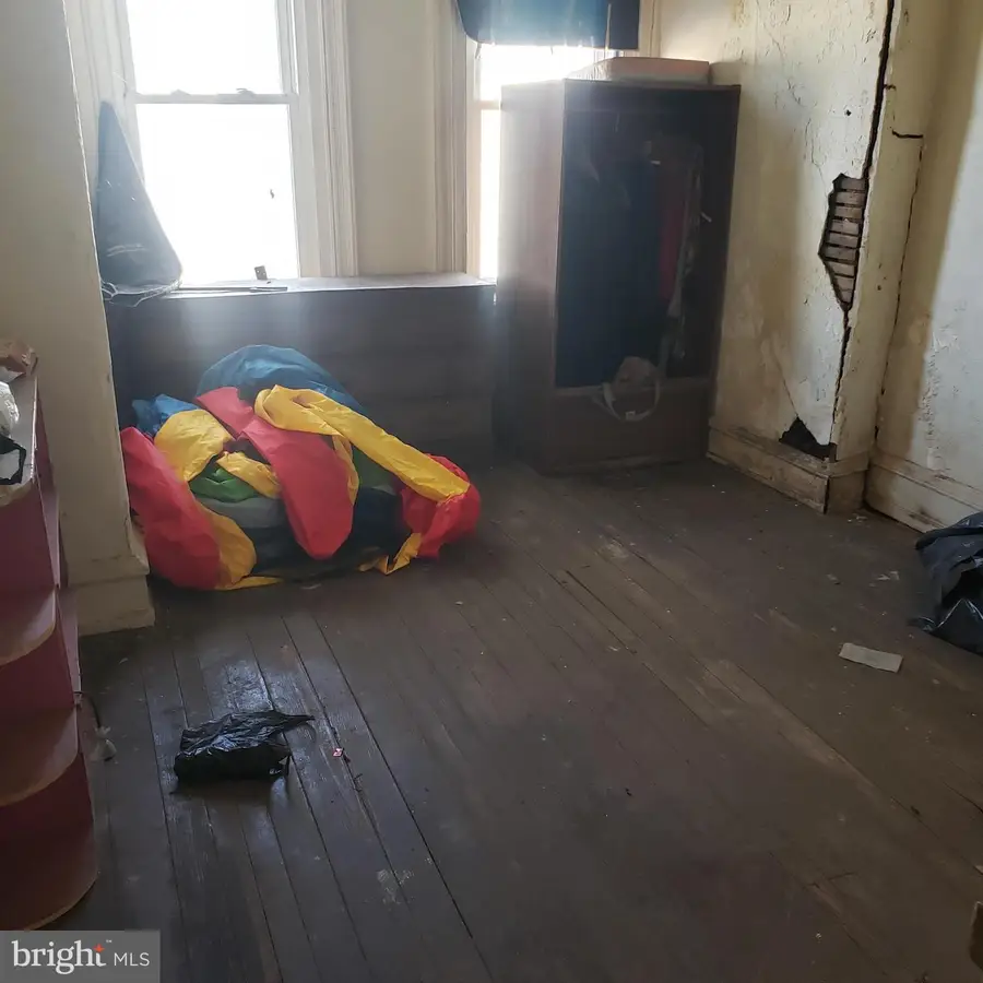 741 N 38th St, Philadelphia, PA 19104 - Image #3