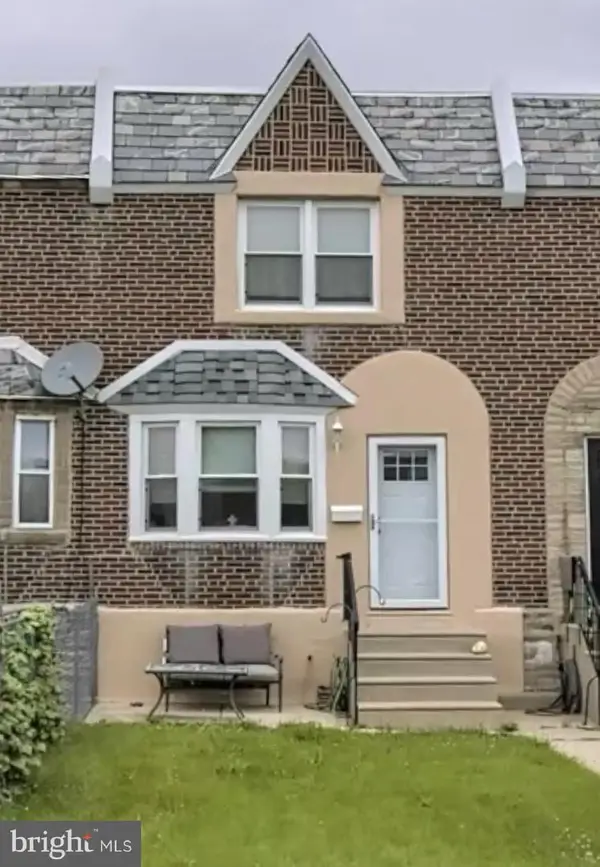 2205 Friendship St, PHILADELPHIA, PA 19149