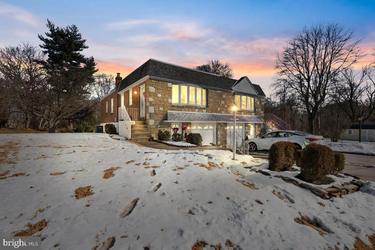 8240 Narvon St, Philadelphia, PA 19136 - Image #1