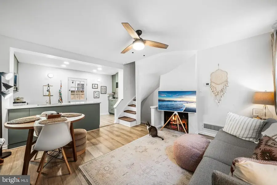 914 S Delhi St, Philadelphia, PA 19147 - Image #2