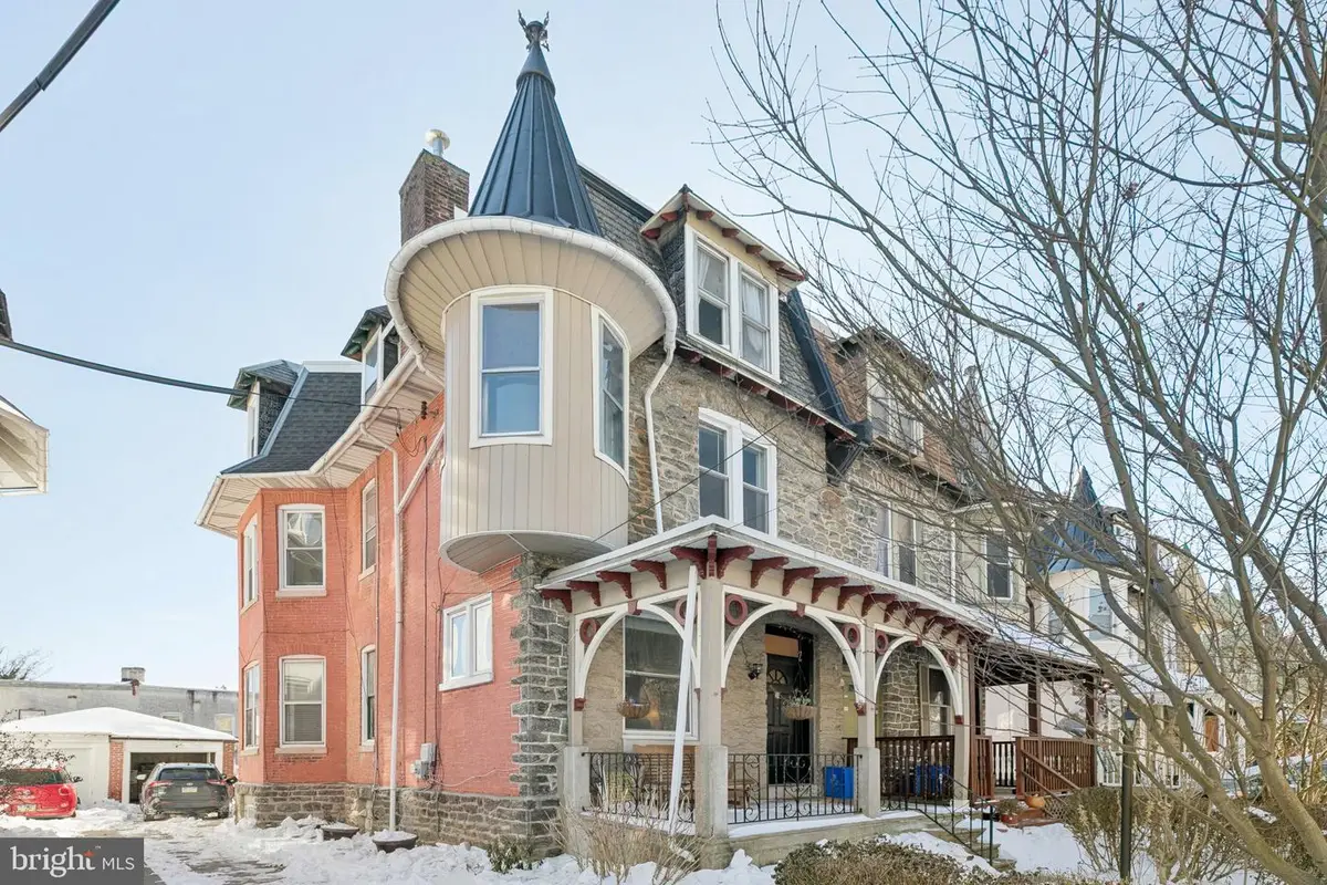 122 E Washington Ln, Philadelphia, PA 19144 - Image #1