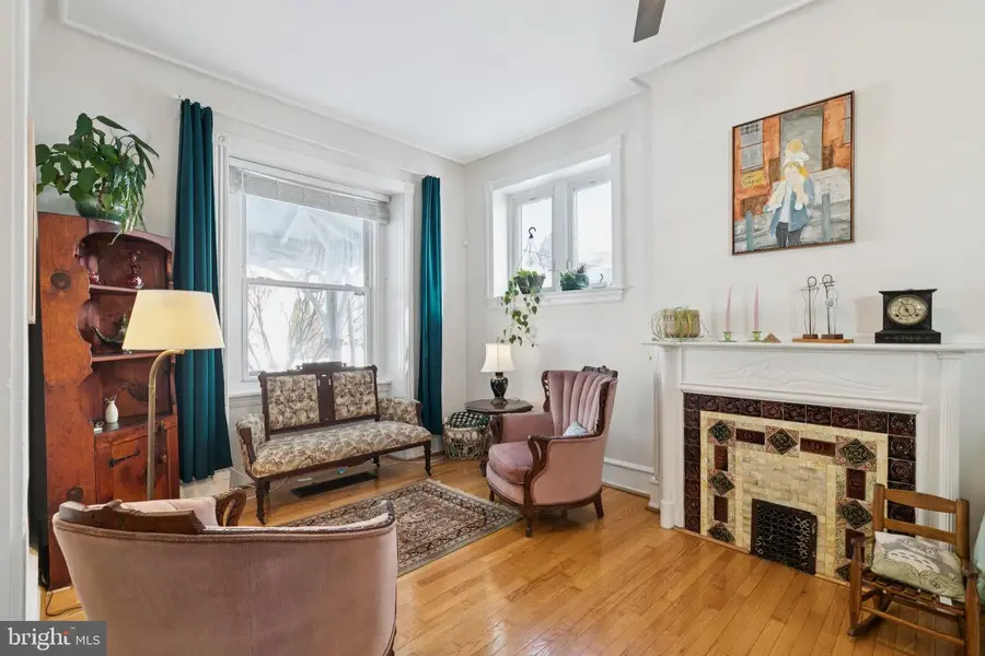 122 E Washington Ln, Philadelphia, PA 19144 - Image #2