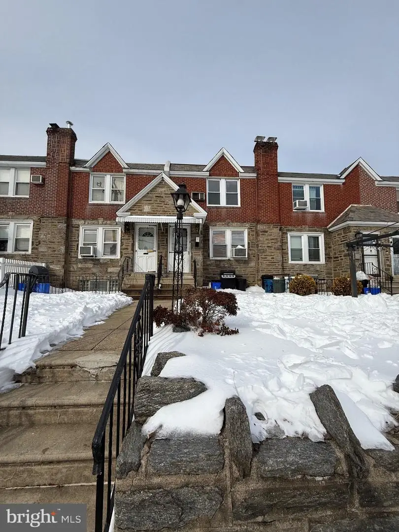7230 Jackson St, Philadelphia, PA 19135 - #1