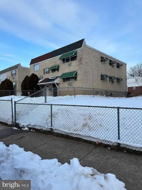 9405 Kirkwood Rd, PHILADELPHIA, PA 19114