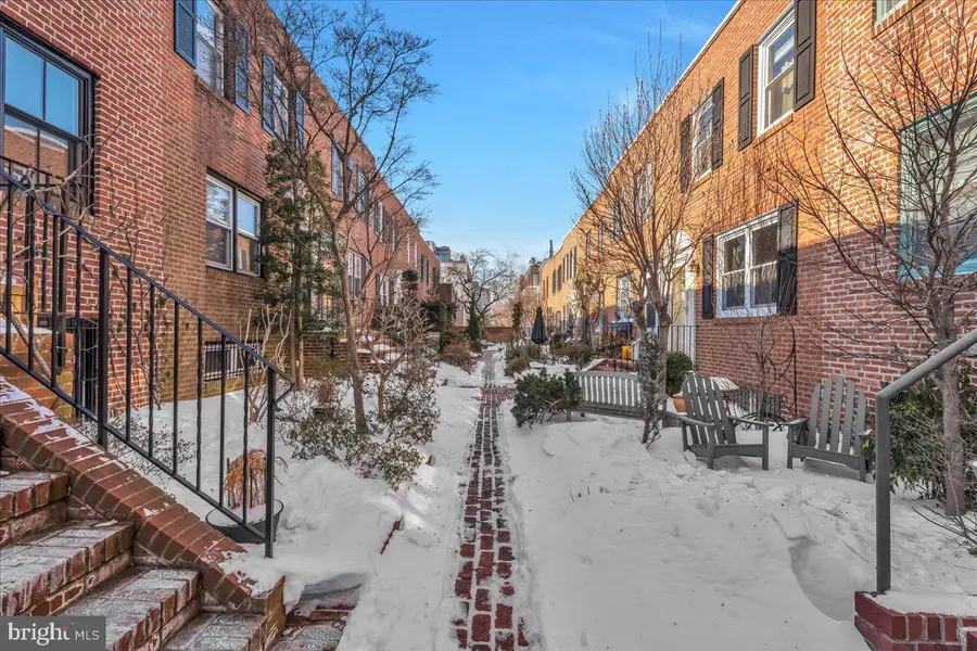 2505 Pine St, Philadelphia, PA 19103 - Image #3