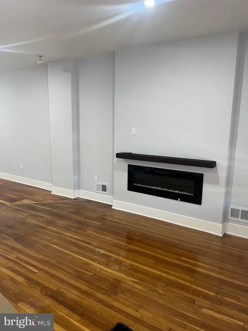 6413 Limekiln Pike, Philadelphia, PA 19138 - Image #2