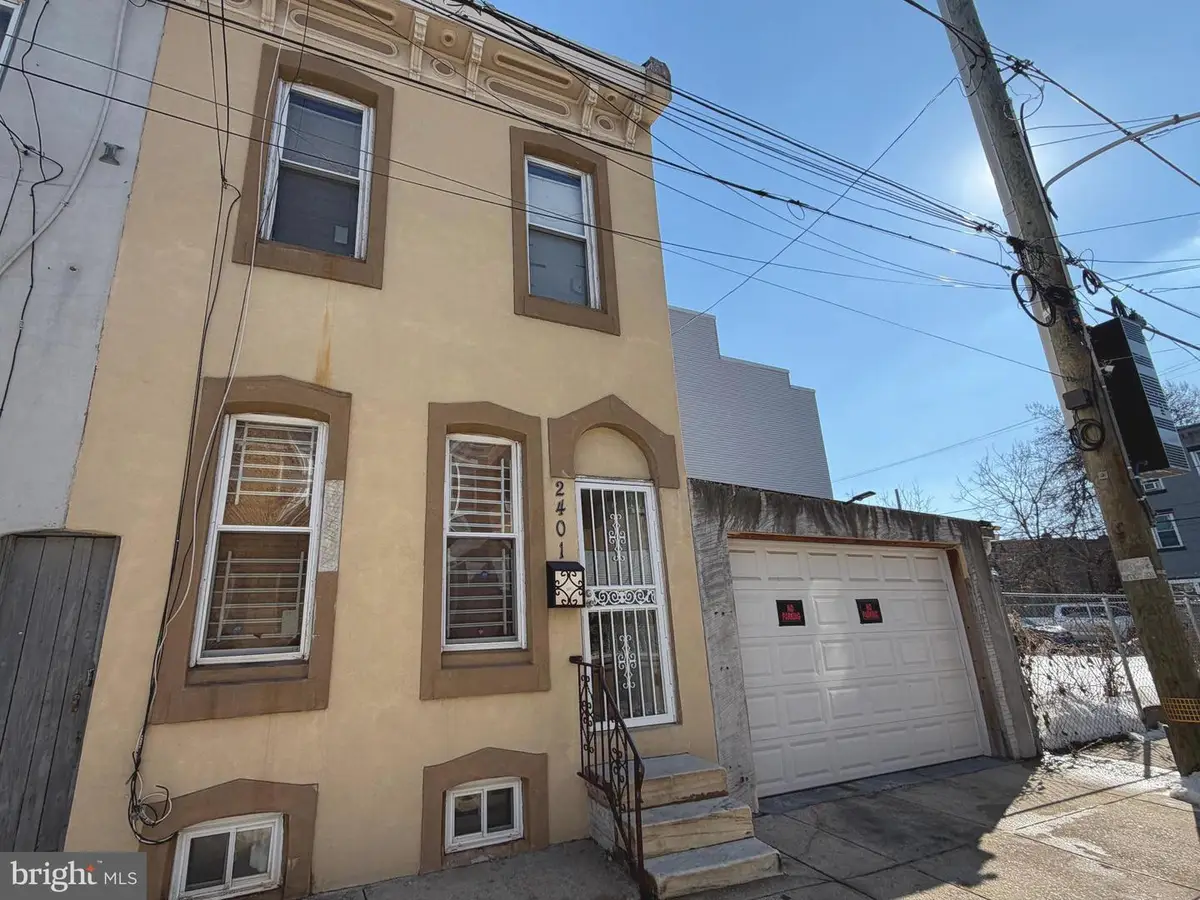 2401 N Orkney St, Philadelphia, PA 19133 - Image #1