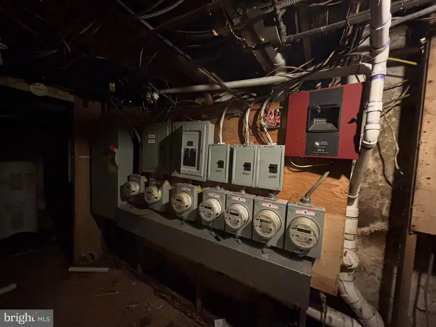 2206 W Tioga St, Philadelphia, PA 19140 - Image #2