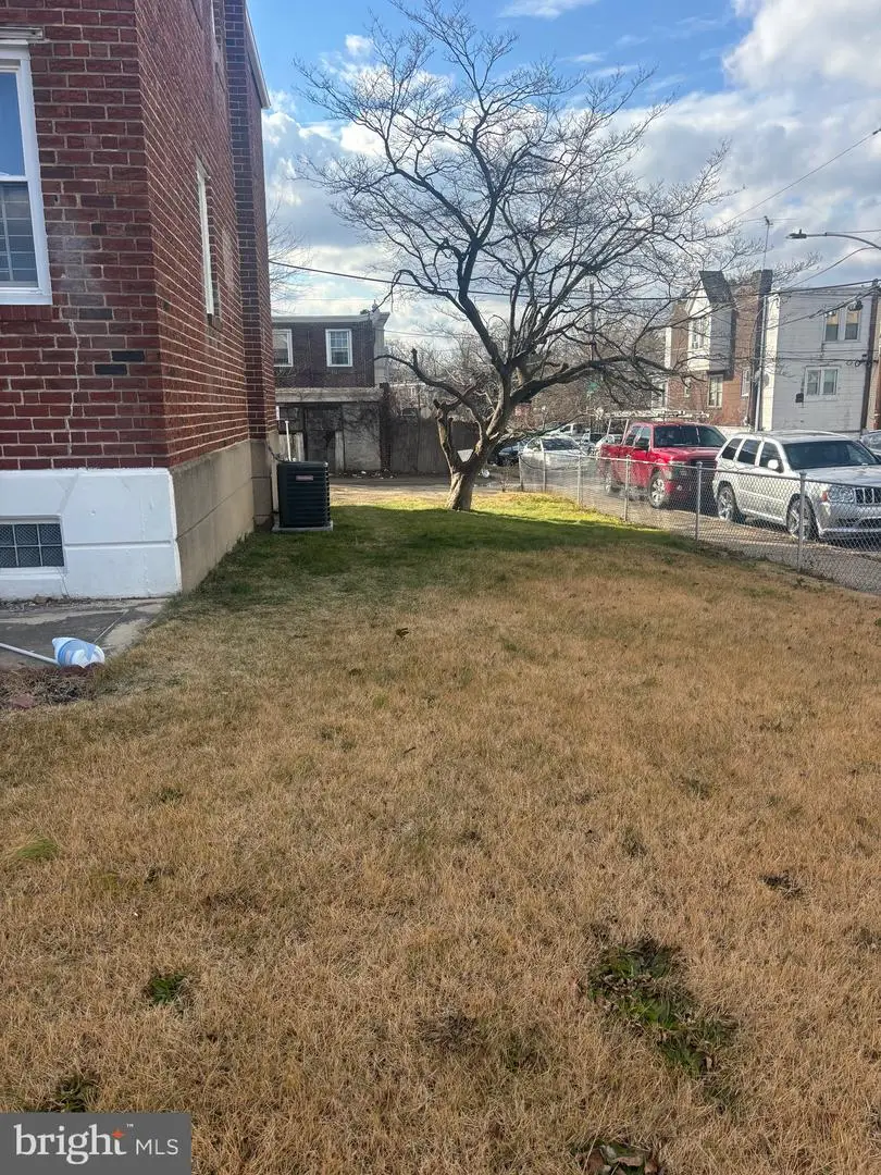 1870 Pratt St, Philadelphia, PA 19124 - Image #1