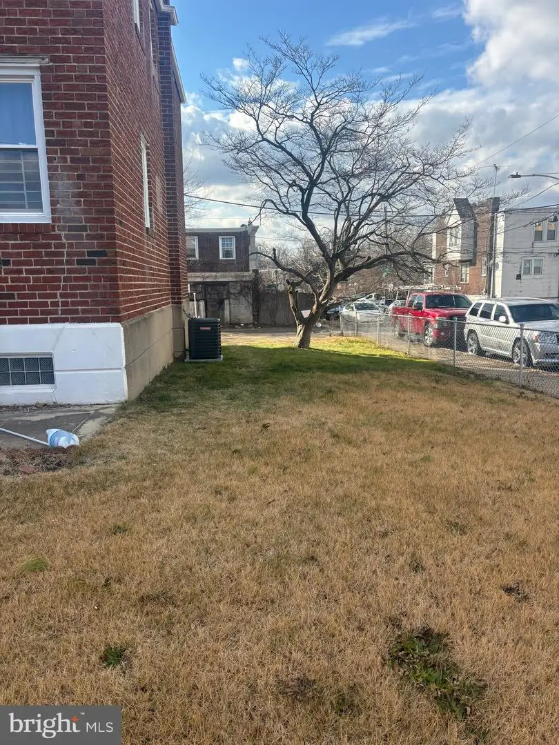 1870 Pratt St, Philadelphia, PA 19124 - Image #2