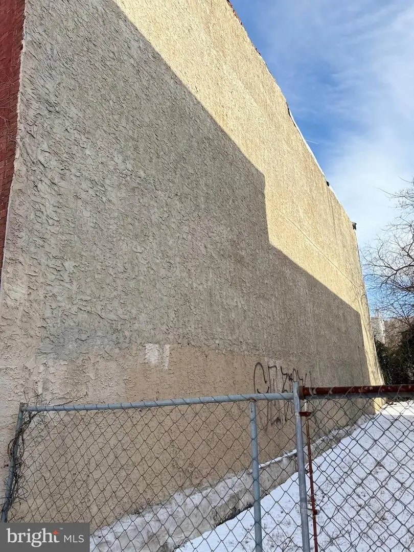 1431 N 18th St, Philadelphia, PA 19121 - #2