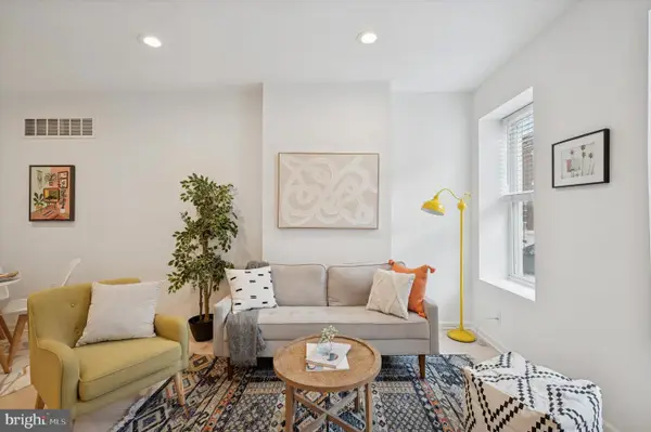 1743 Pierce St, PHILADELPHIA, PA 19145