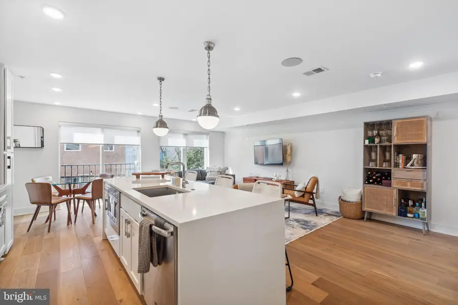 724 N 19th St #2, Philadelphia, PA 19130 - Image #3