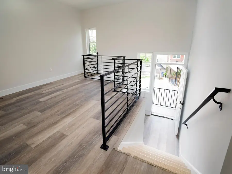 303 Fountain St, Philadelphia, PA 19128 - Image #3