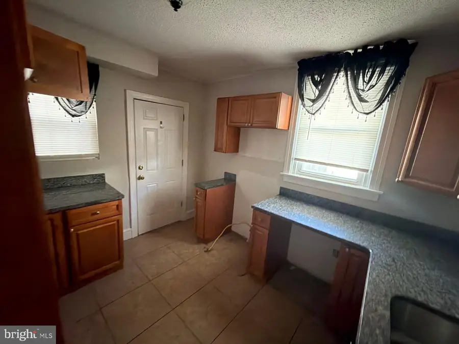 6735 Woolston Ave, Philadelphia, PA 19138 - #3