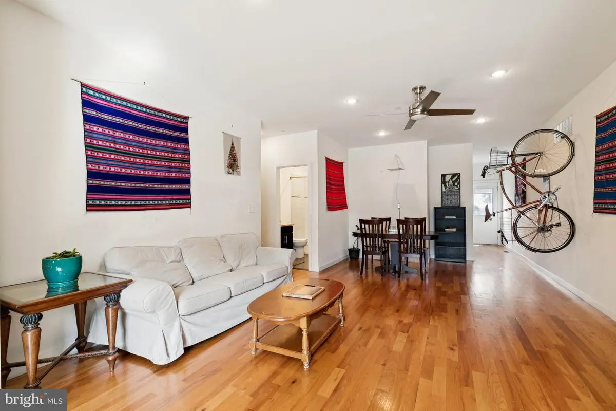 2555 Carpenter St #a, Philadelphia, PA 19146 - #1